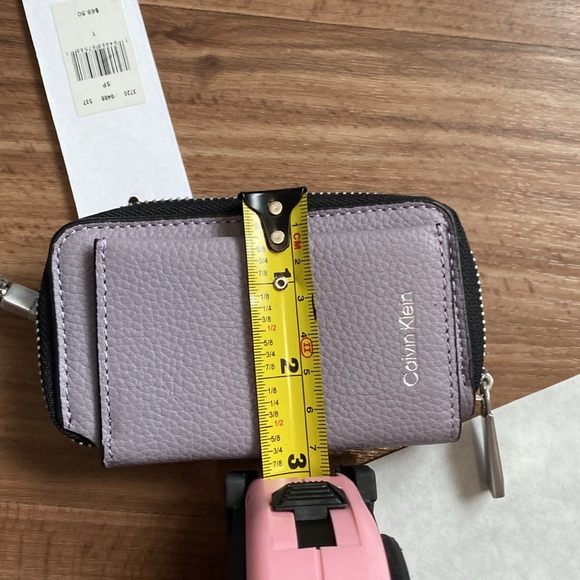 BNWT Calvin Klein Lanyard/ Coin Purse - Light Purple/Lavander - Picture 9 of 10